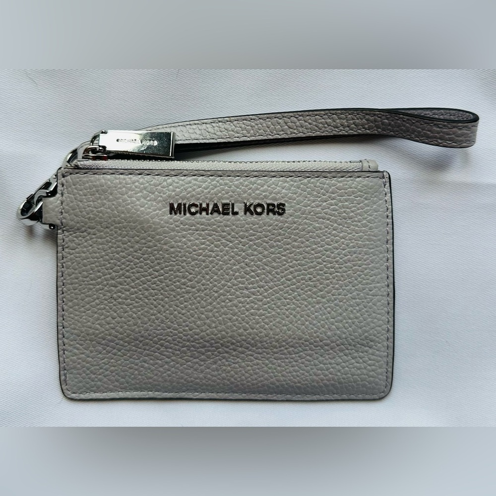 Michael Kors Pebbled Leather Wristlet in Lavender Mist